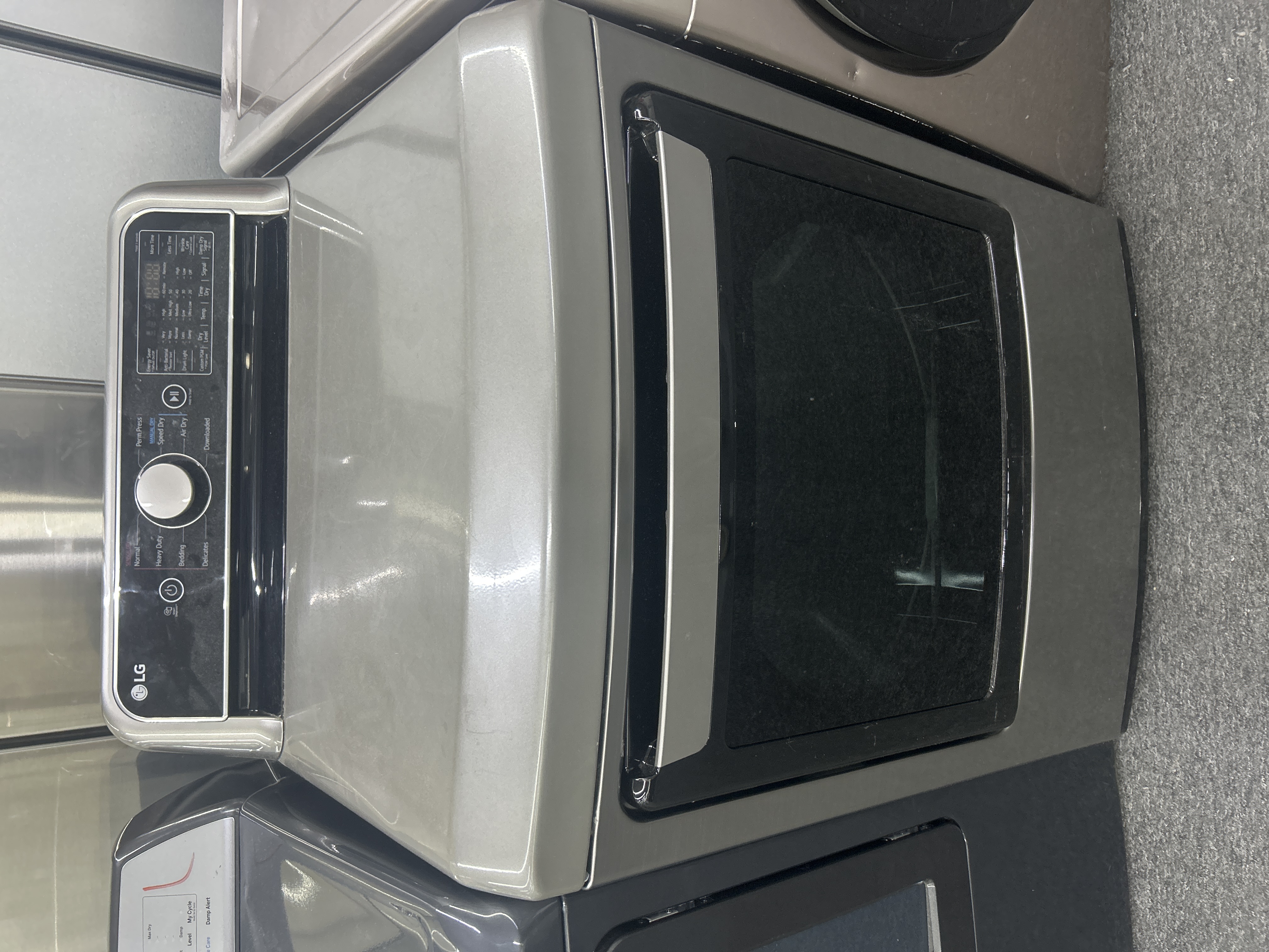 LG 7.3 cu ft Smart Electric Dryer Graphite - DLE7400VE